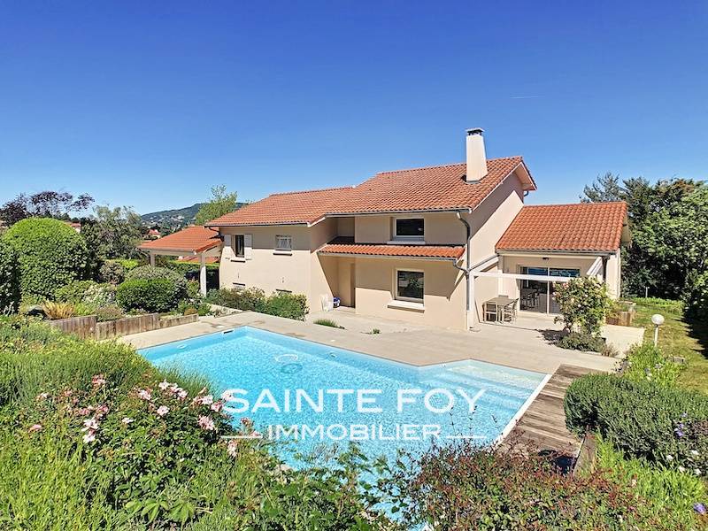 2020206 image1 - Sainte Foy Immobilier - Ce sont des agences immobilières dans l'Ouest Lyonnais spécialisées dans la location de maison ou d'appartement et la vente de propriété de prestige.