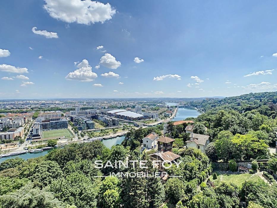 2020260 image1 - Sainte Foy Immobilier - Ce sont des agences immobilières dans l'Ouest Lyonnais spécialisées dans la location de maison ou d'appartement et la vente de propriété de prestige.