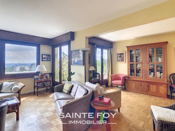 2020270 image3 - Sainte Foy Immobilier - Ce sont des agences immobilières dans l'Ouest Lyonnais spécialisées dans la location de maison ou d'appartement et la vente de propriété de prestige.