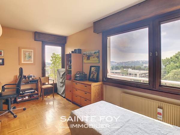 2020270 image7 - Sainte Foy Immobilier - Ce sont des agences immobilières dans l'Ouest Lyonnais spécialisées dans la location de maison ou d'appartement et la vente de propriété de prestige.