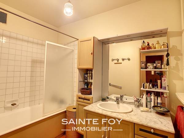 2020270 image8 - Sainte Foy Immobilier - Ce sont des agences immobilières dans l'Ouest Lyonnais spécialisées dans la location de maison ou d'appartement et la vente de propriété de prestige.