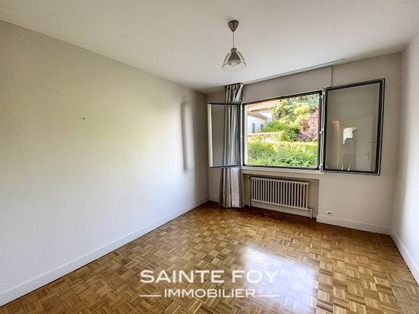 2020272 image8 - Sainte Foy Immobilier - Ce sont des agences immobilières dans l'Ouest Lyonnais spécialisées dans la location de maison ou d'appartement et la vente de propriété de prestige.
