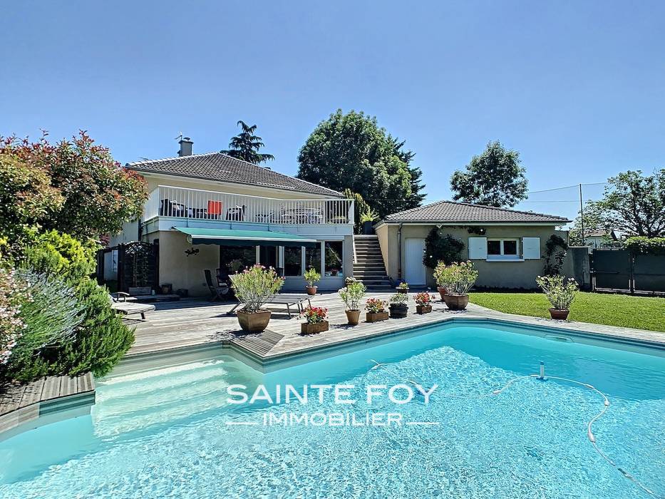 2020291 image1 - Sainte Foy Immobilier - Ce sont des agences immobilières dans l'Ouest Lyonnais spécialisées dans la location de maison ou d'appartement et la vente de propriété de prestige.