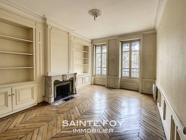 2020303 image2 - Sainte Foy Immobilier - Ce sont des agences immobilières dans l'Ouest Lyonnais spécialisées dans la location de maison ou d'appartement et la vente de propriété de prestige.