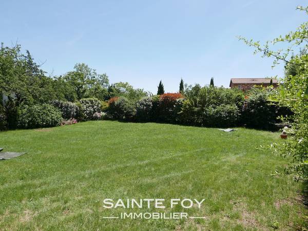2020278 image8 - Sainte Foy Immobilier - Ce sont des agences immobilières dans l'Ouest Lyonnais spécialisées dans la location de maison ou d'appartement et la vente de propriété de prestige.