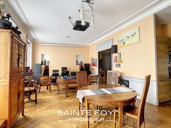 2020311 image3 - Sainte Foy Immobilier - Ce sont des agences immobilières dans l'Ouest Lyonnais spécialisées dans la location de maison ou d'appartement et la vente de propriété de prestige.