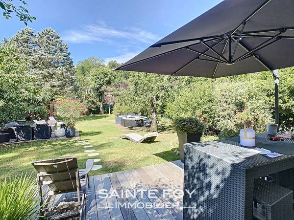 2020273 image2 - Sainte Foy Immobilier - Ce sont des agences immobilières dans l'Ouest Lyonnais spécialisées dans la location de maison ou d'appartement et la vente de propriété de prestige.
