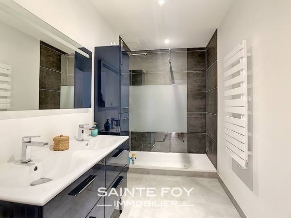 2020342 image7 - Sainte Foy Immobilier - Ce sont des agences immobilières dans l'Ouest Lyonnais spécialisées dans la location de maison ou d'appartement et la vente de propriété de prestige.