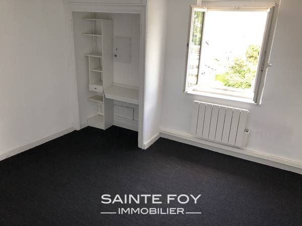 2020290 image4 - Sainte Foy Immobilier - Ce sont des agences immobilières dans l'Ouest Lyonnais spécialisées dans la location de maison ou d'appartement et la vente de propriété de prestige.