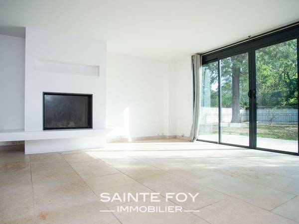 2020345 image3 - Sainte Foy Immobilier - Ce sont des agences immobilières dans l'Ouest Lyonnais spécialisées dans la location de maison ou d'appartement et la vente de propriété de prestige.