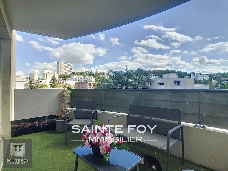 2020351 image1 - Sainte Foy Immobilier - Ce sont des agences immobilières dans l'Ouest Lyonnais spécialisées dans la location de maison ou d'appartement et la vente de propriété de prestige.