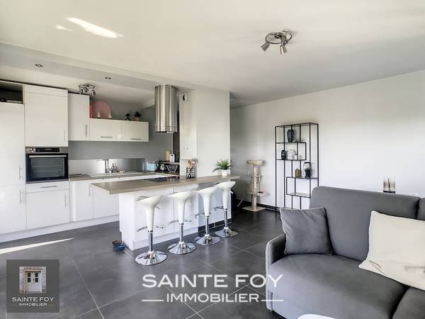 2020351 image2 - Sainte Foy Immobilier - Ce sont des agences immobilières dans l'Ouest Lyonnais spécialisées dans la location de maison ou d'appartement et la vente de propriété de prestige.