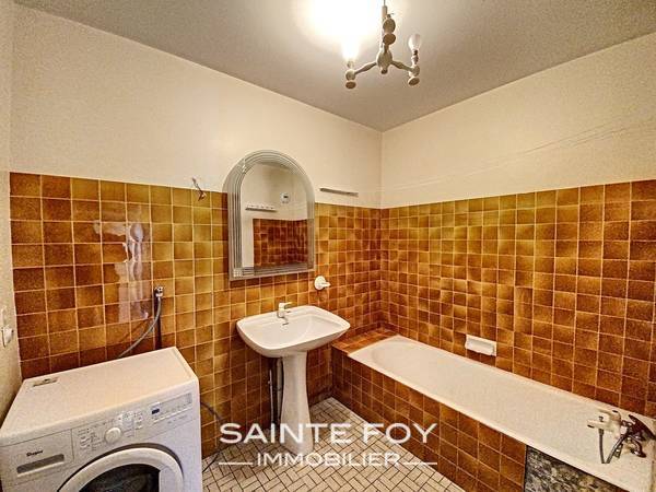 2020359 image6 - Sainte Foy Immobilier - Ce sont des agences immobilières dans l'Ouest Lyonnais spécialisées dans la location de maison ou d'appartement et la vente de propriété de prestige.