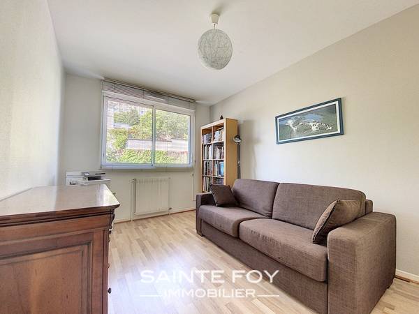 2020359 image7 - Sainte Foy Immobilier - Ce sont des agences immobilières dans l'Ouest Lyonnais spécialisées dans la location de maison ou d'appartement et la vente de propriété de prestige.