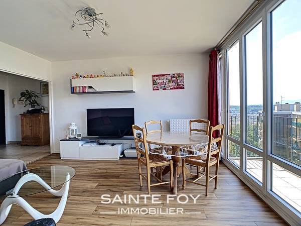 2020370 image3 - Sainte Foy Immobilier - Ce sont des agences immobilières dans l'Ouest Lyonnais spécialisées dans la location de maison ou d'appartement et la vente de propriété de prestige.