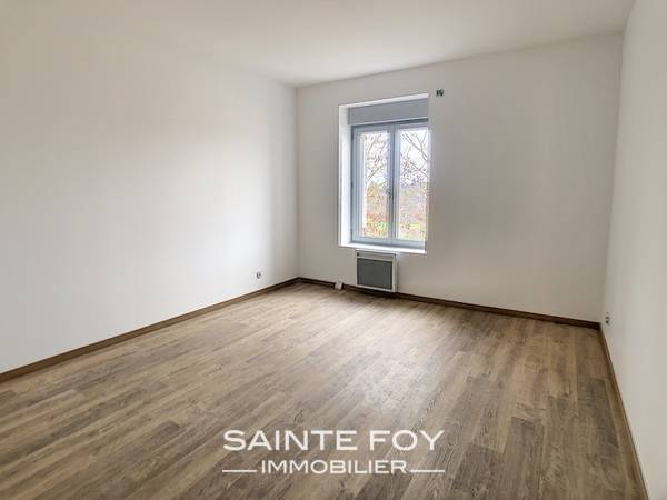 2020308 image5 - Sainte Foy Immobilier - Ce sont des agences immobilières dans l'Ouest Lyonnais spécialisées dans la location de maison ou d'appartement et la vente de propriété de prestige.