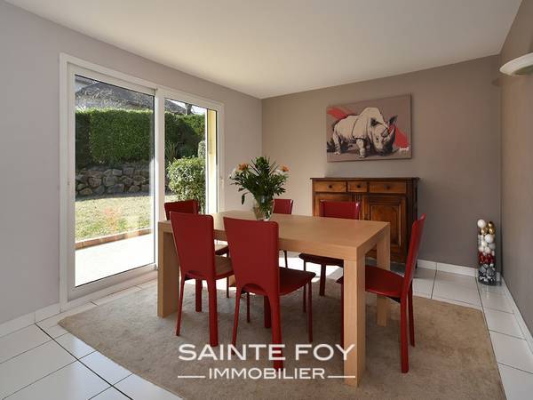 13789 image5 - Sainte Foy Immobilier - Ce sont des agences immobilières dans l'Ouest Lyonnais spécialisées dans la location de maison ou d'appartement et la vente de propriété de prestige.