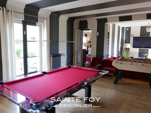 13621 image7 - Sainte Foy Immobilier - Ce sont des agences immobilières dans l'Ouest Lyonnais spécialisées dans la location de maison ou d'appartement et la vente de propriété de prestige.