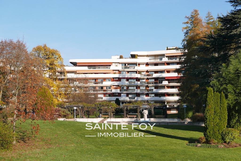 2020036 image1 - Sainte Foy Immobilier - Ce sont des agences immobilières dans l'Ouest Lyonnais spécialisées dans la location de maison ou d'appartement et la vente de propriété de prestige.