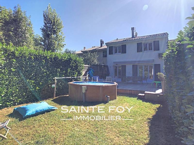 2020390 image1 - Sainte Foy Immobilier - Ce sont des agences immobilières dans l'Ouest Lyonnais spécialisées dans la location de maison ou d'appartement et la vente de propriété de prestige.