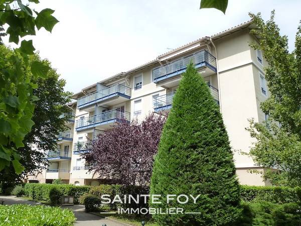 2020350 image9 - Sainte Foy Immobilier - Ce sont des agences immobilières dans l'Ouest Lyonnais spécialisées dans la location de maison ou d'appartement et la vente de propriété de prestige.