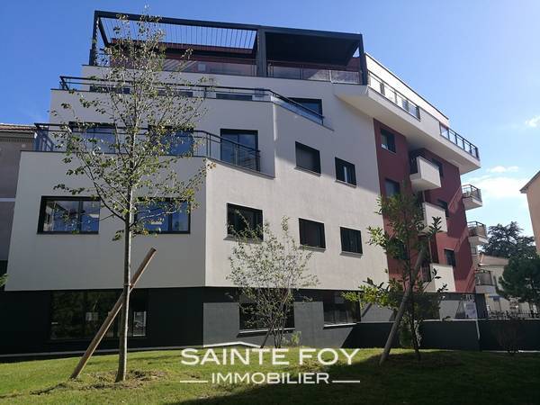 2020396 image5 - Sainte Foy Immobilier - Ce sont des agences immobilières dans l'Ouest Lyonnais spécialisées dans la location de maison ou d'appartement et la vente de propriété de prestige.