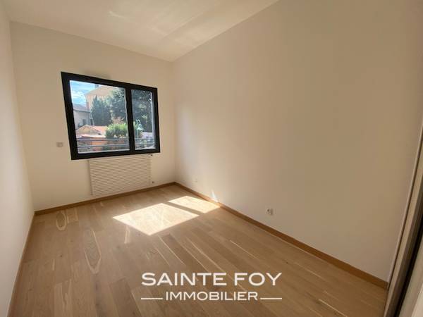 2020396 image7 - Sainte Foy Immobilier - Ce sont des agences immobilières dans l'Ouest Lyonnais spécialisées dans la location de maison ou d'appartement et la vente de propriété de prestige.