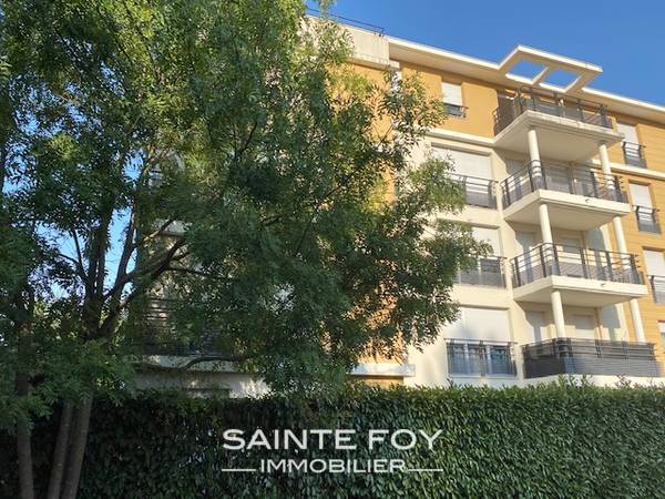 2020381 image2 - Sainte Foy Immobilier - Ce sont des agences immobilières dans l'Ouest Lyonnais spécialisées dans la location de maison ou d'appartement et la vente de propriété de prestige.