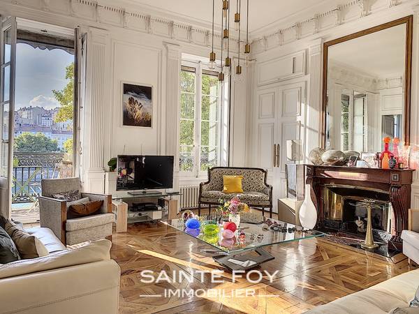 2020391 image2 - Sainte Foy Immobilier - Ce sont des agences immobilières dans l'Ouest Lyonnais spécialisées dans la location de maison ou d'appartement et la vente de propriété de prestige.