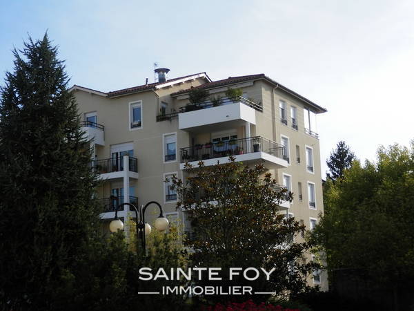 2019903 image9 - Sainte Foy Immobilier - Ce sont des agences immobilières dans l'Ouest Lyonnais spécialisées dans la location de maison ou d'appartement et la vente de propriété de prestige.
