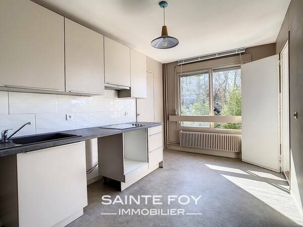 2020470 image5 - Sainte Foy Immobilier - Ce sont des agences immobilières dans l'Ouest Lyonnais spécialisées dans la location de maison ou d'appartement et la vente de propriété de prestige.