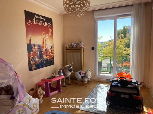 2020472 image6 - Sainte Foy Immobilier - Ce sont des agences immobilières dans l'Ouest Lyonnais spécialisées dans la location de maison ou d'appartement et la vente de propriété de prestige.