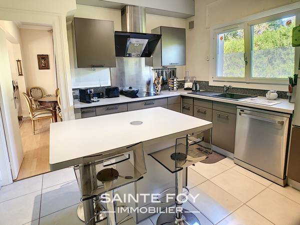 2020357 image5 - Sainte Foy Immobilier - Ce sont des agences immobilières dans l'Ouest Lyonnais spécialisées dans la location de maison ou d'appartement et la vente de propriété de prestige.