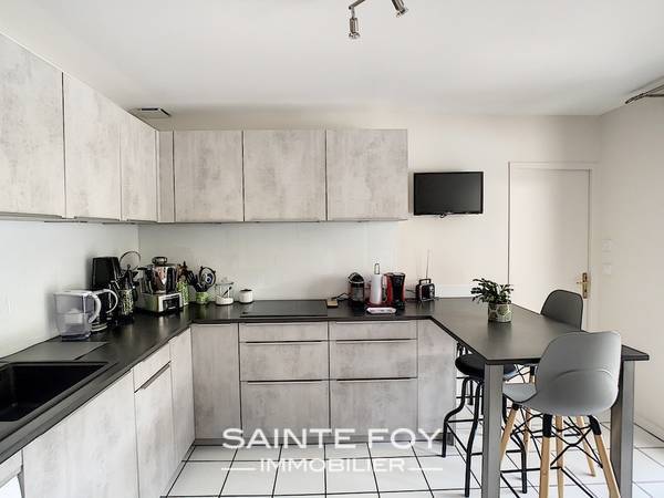 2020431 image7 - Sainte Foy Immobilier - Ce sont des agences immobilières dans l'Ouest Lyonnais spécialisées dans la location de maison ou d'appartement et la vente de propriété de prestige.