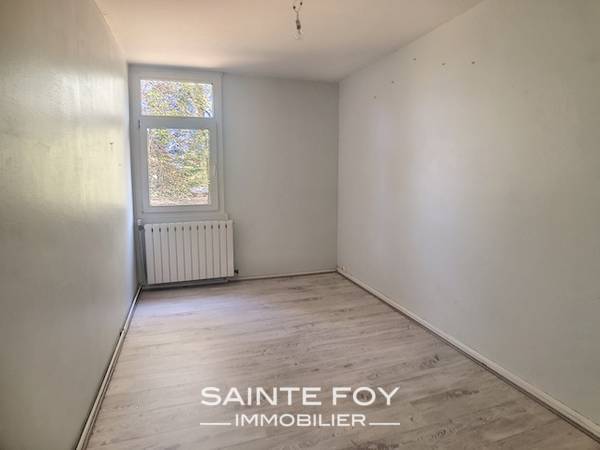 2020079 image6 - Sainte Foy Immobilier - Ce sont des agences immobilières dans l'Ouest Lyonnais spécialisées dans la location de maison ou d'appartement et la vente de propriété de prestige.