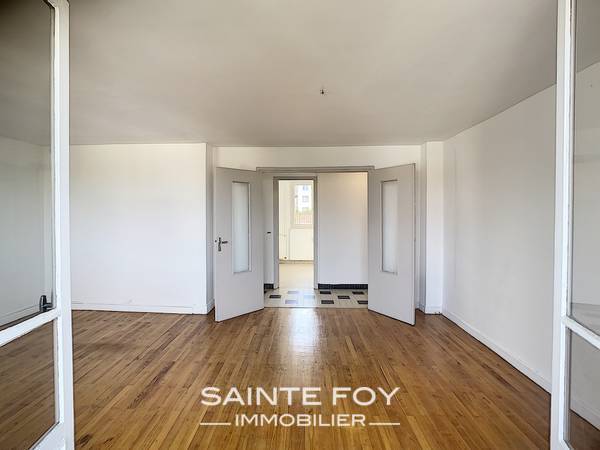 2020504 image2 - Sainte Foy Immobilier - Ce sont des agences immobilières dans l'Ouest Lyonnais spécialisées dans la location de maison ou d'appartement et la vente de propriété de prestige.