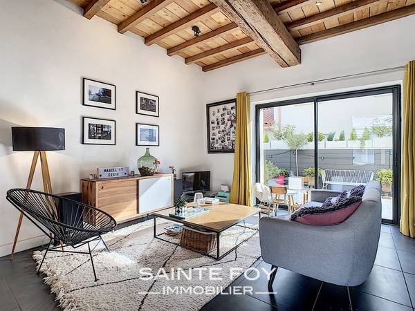 2020509 image3 - Sainte Foy Immobilier - Ce sont des agences immobilières dans l'Ouest Lyonnais spécialisées dans la location de maison ou d'appartement et la vente de propriété de prestige.