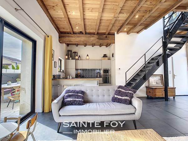 2020509 image5 - Sainte Foy Immobilier - Ce sont des agences immobilières dans l'Ouest Lyonnais spécialisées dans la location de maison ou d'appartement et la vente de propriété de prestige.