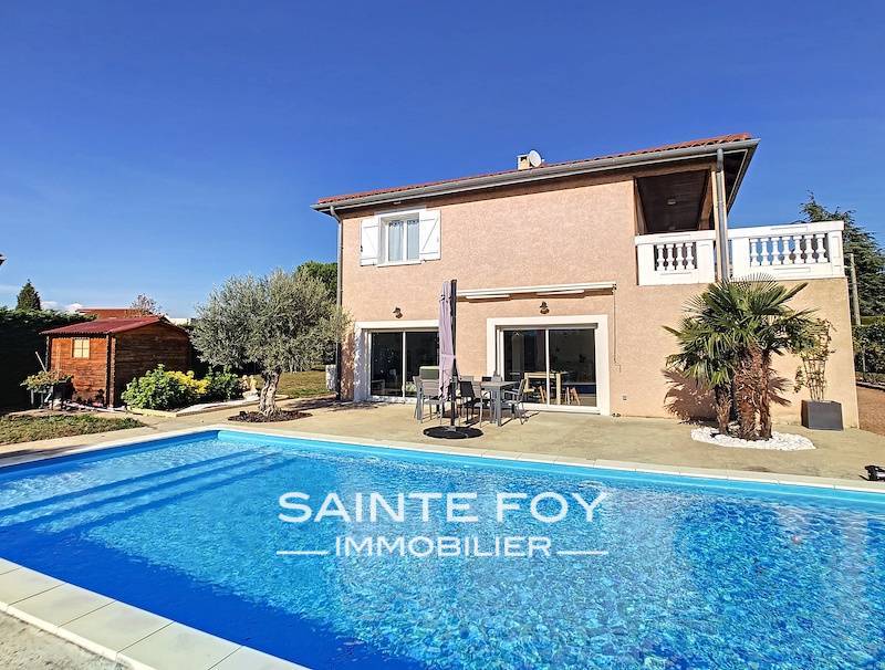 2019990 image1 - Sainte Foy Immobilier - Ce sont des agences immobilières dans l'Ouest Lyonnais spécialisées dans la location de maison ou d'appartement et la vente de propriété de prestige.