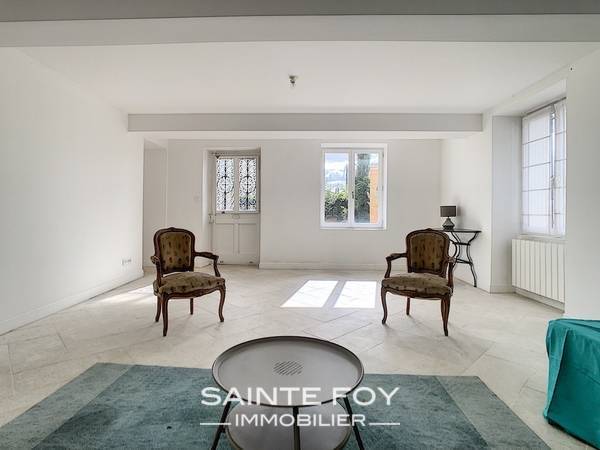 2020500 image2 - Sainte Foy Immobilier - Ce sont des agences immobilières dans l'Ouest Lyonnais spécialisées dans la location de maison ou d'appartement et la vente de propriété de prestige.