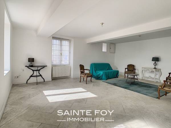 2020500 image4 - Sainte Foy Immobilier - Ce sont des agences immobilières dans l'Ouest Lyonnais spécialisées dans la location de maison ou d'appartement et la vente de propriété de prestige.