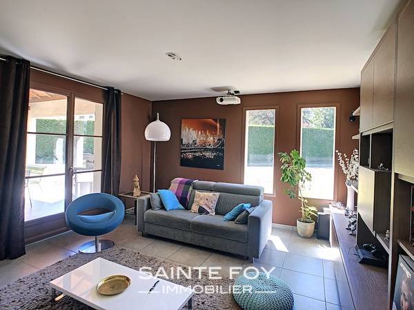 2020394 image3 - Sainte Foy Immobilier - Ce sont des agences immobilières dans l'Ouest Lyonnais spécialisées dans la location de maison ou d'appartement et la vente de propriété de prestige.