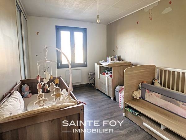 2020493 image6 - Sainte Foy Immobilier - Ce sont des agences immobilières dans l'Ouest Lyonnais spécialisées dans la location de maison ou d'appartement et la vente de propriété de prestige.