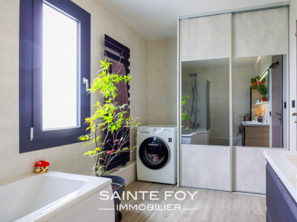 2020493 image5 - Sainte Foy Immobilier - Ce sont des agences immobilières dans l'Ouest Lyonnais spécialisées dans la location de maison ou d'appartement et la vente de propriété de prestige.