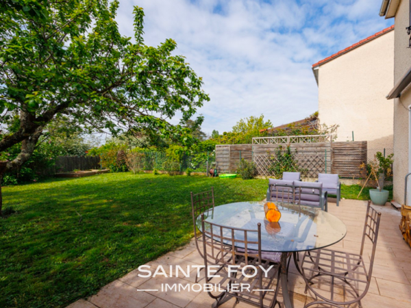 2020493 image6 - Sainte Foy Immobilier - Ce sont des agences immobilières dans l'Ouest Lyonnais spécialisées dans la location de maison ou d'appartement et la vente de propriété de prestige.