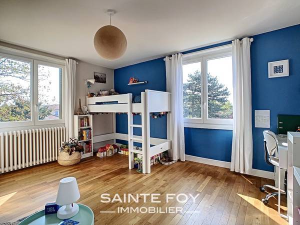 118515 image6 - Sainte Foy Immobilier - Ce sont des agences immobilières dans l'Ouest Lyonnais spécialisées dans la location de maison ou d'appartement et la vente de propriété de prestige.