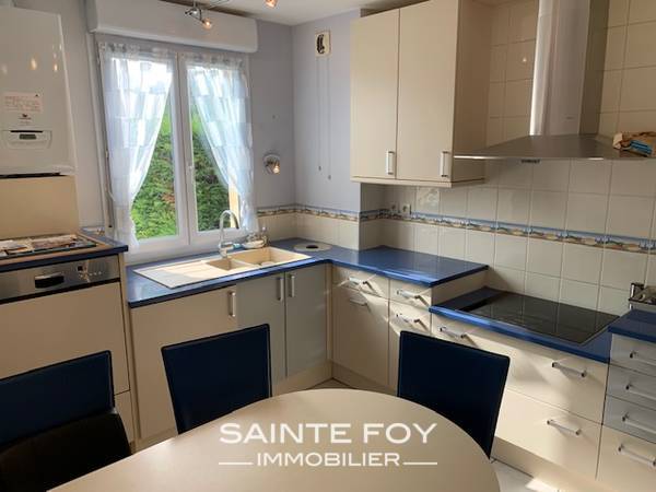 2021041 image5 - Sainte Foy Immobilier - Ce sont des agences immobilières dans l'Ouest Lyonnais spécialisées dans la location de maison ou d'appartement et la vente de propriété de prestige.