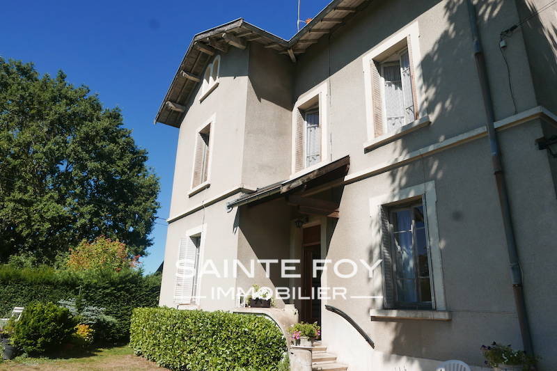 2019758 image1 - Sainte Foy Immobilier - Ce sont des agences immobilières dans l'Ouest Lyonnais spécialisées dans la location de maison ou d'appartement et la vente de propriété de prestige.