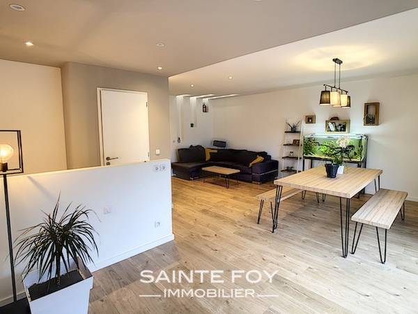 2020471 image8 - Sainte Foy Immobilier - Ce sont des agences immobilières dans l'Ouest Lyonnais spécialisées dans la location de maison ou d'appartement et la vente de propriété de prestige.