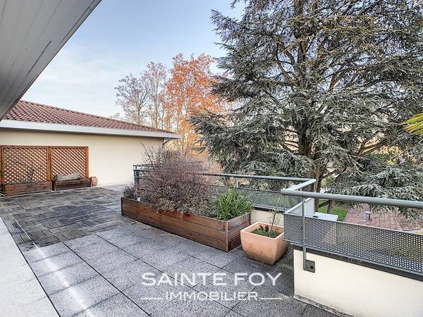 2021042 image7 - Sainte Foy Immobilier - Ce sont des agences immobilières dans l'Ouest Lyonnais spécialisées dans la location de maison ou d'appartement et la vente de propriété de prestige.